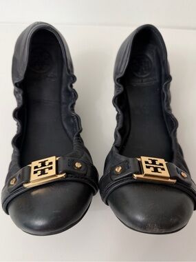 Gorgeous Tory Burch Black Leather Logo Buckle Ballet Flats - Sz 8.5m